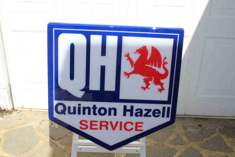 Quinton Hazell SERVICE Sign