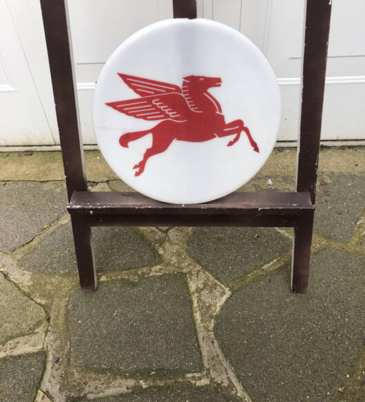 MOBIL PEGASUS Sign