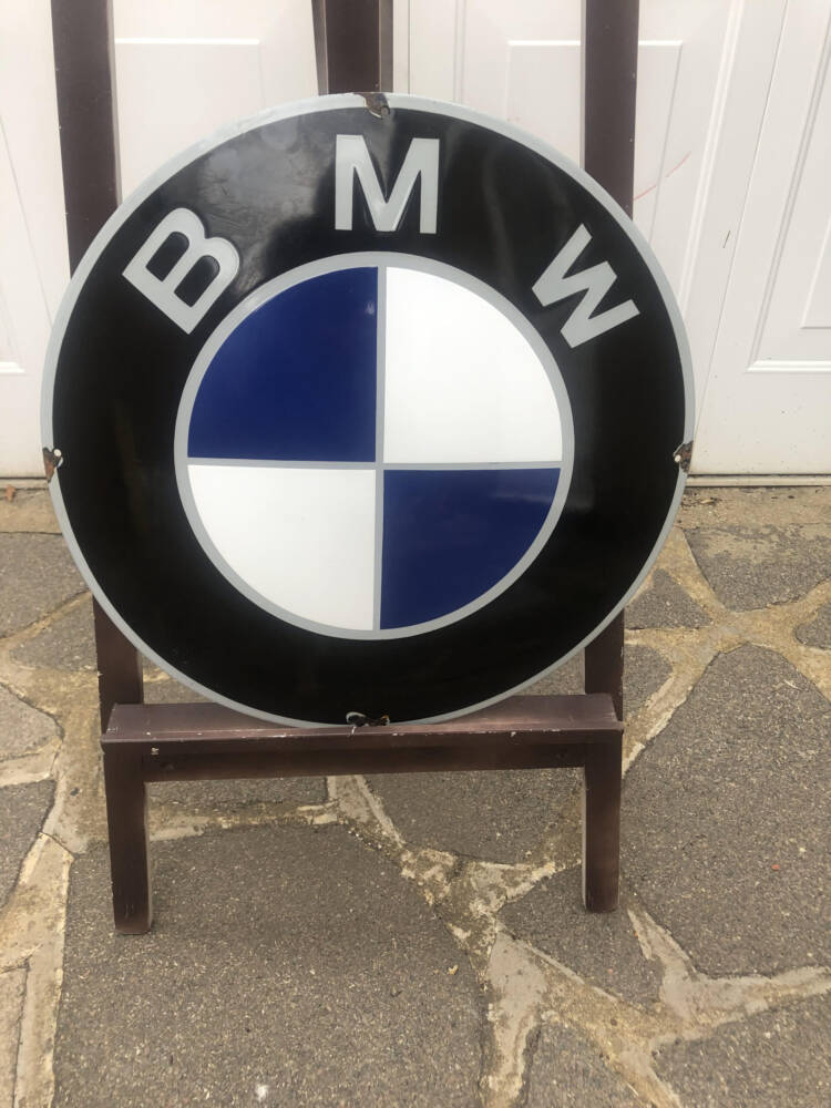 BMW SIGN