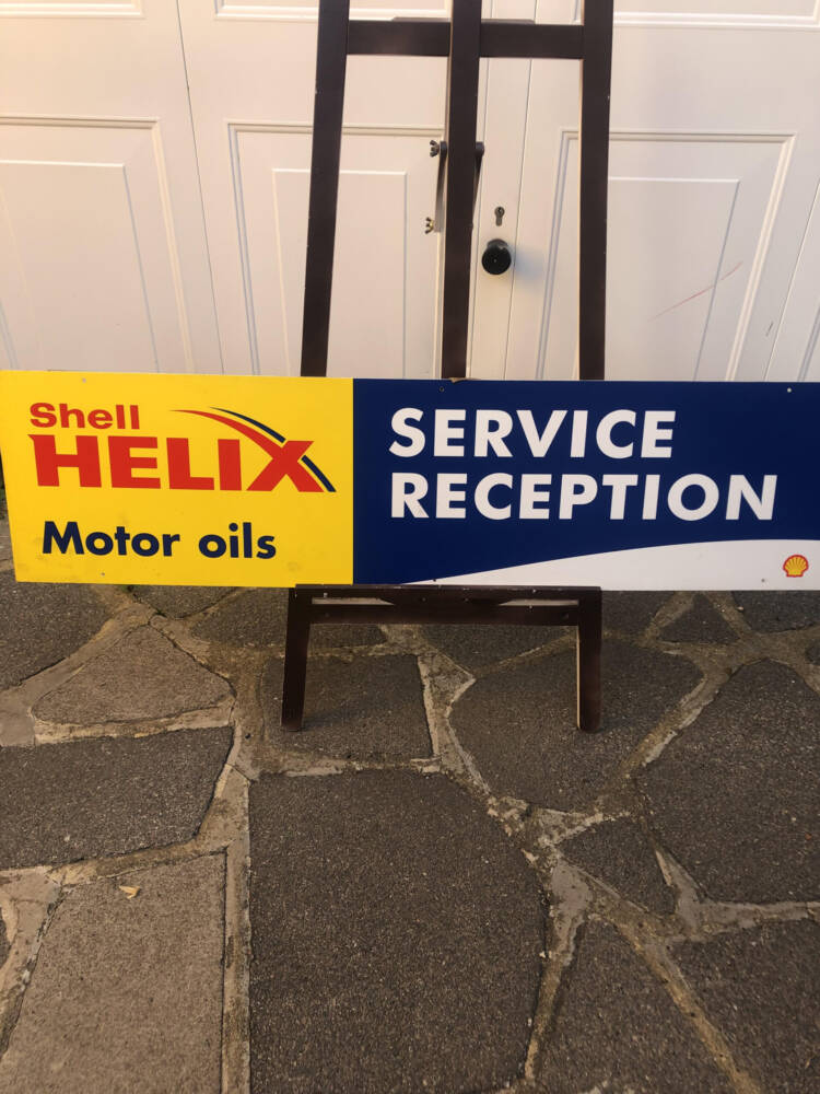 SHELL HELIX SERVICE RECEPTION Sign